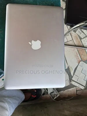 Laptop Apple MacBook 2012 4GB Intel Core i5 HDD 500GB