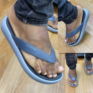 Qaulity Fashion Luofu Comfort Slippers