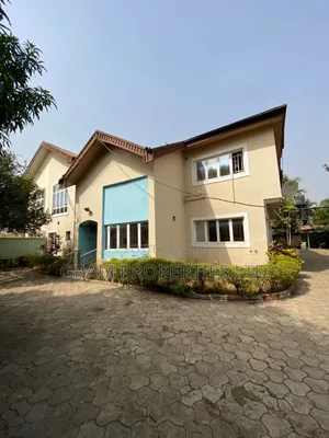5bdrm Duplex in Judges Quarters, Gwarinpa for sale