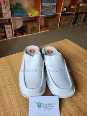 Croc Nursing Shoe