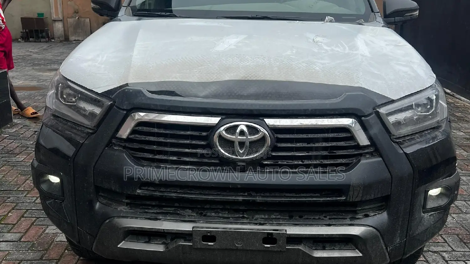 New Toyota Hilux 2025 Black