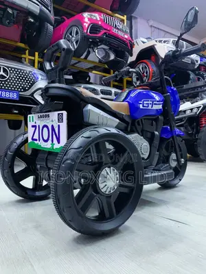 Blue Kids Tricycle With Bluetooth Speaker Age 1-5