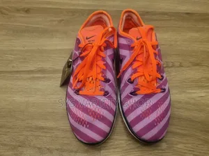 Nike Free 5.0 Sneakers