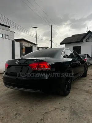 Volkswagen Passat 2015 Black
