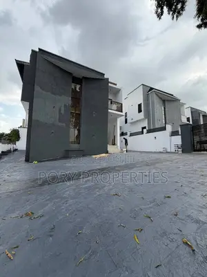 Furnished 4bdrm Duplex in Alalubosa for sale