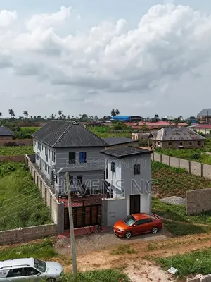 Furnished 7bdrm Room & Parlour in Abeokuta North for sale