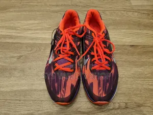 Nike Flywire Sneakers