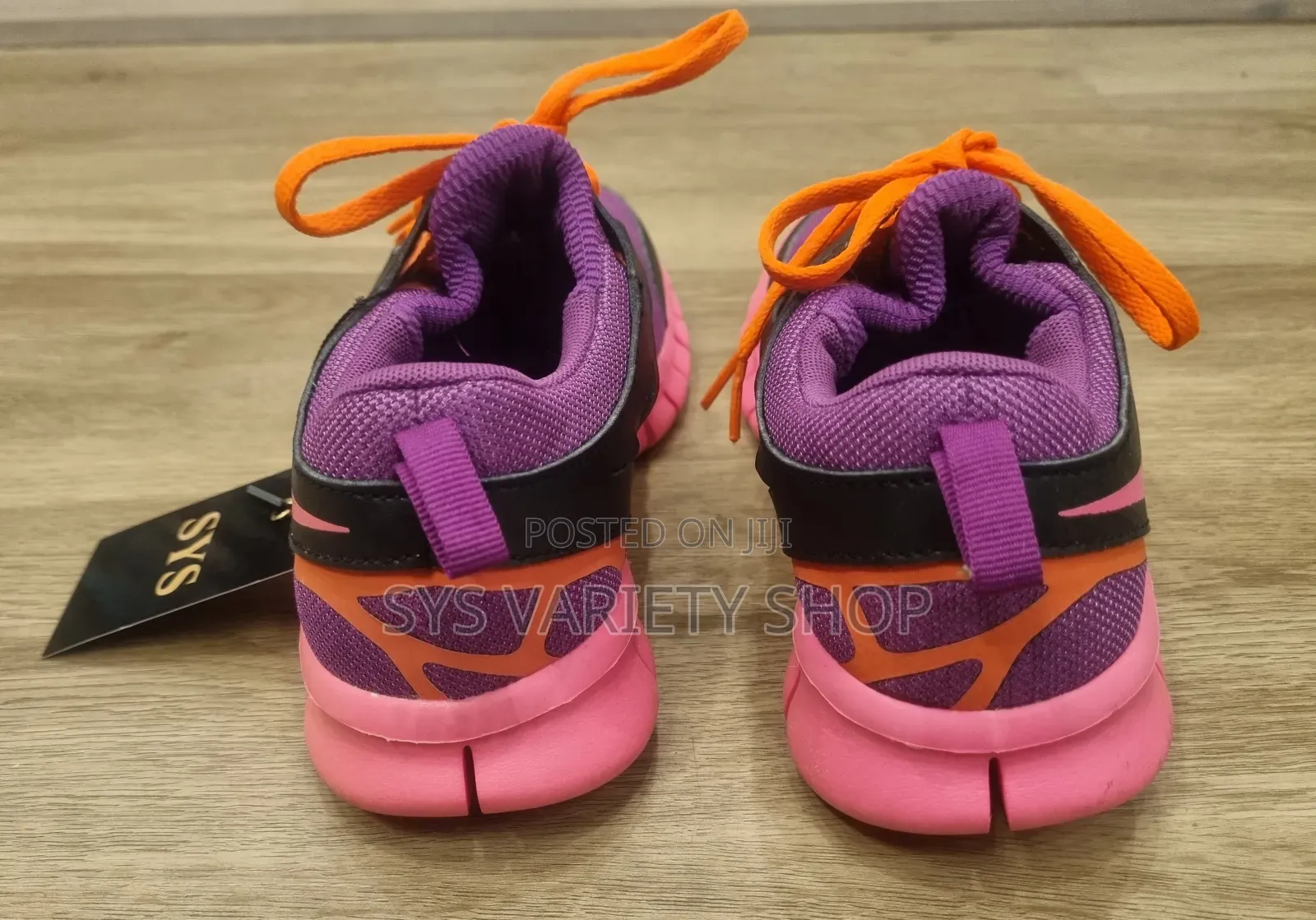 Nike Sneakers ( Multicolor)