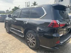 Lexus LX 570 2010 Black