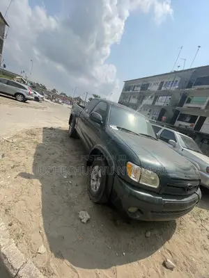 Toyota Tundra 2005 Green