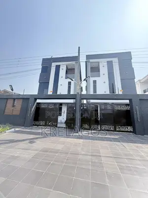 5bdrm Duplex in Lekki for sale