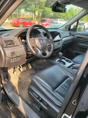 Honda Pilot Touring 7 Passenger AWD 2020 Black