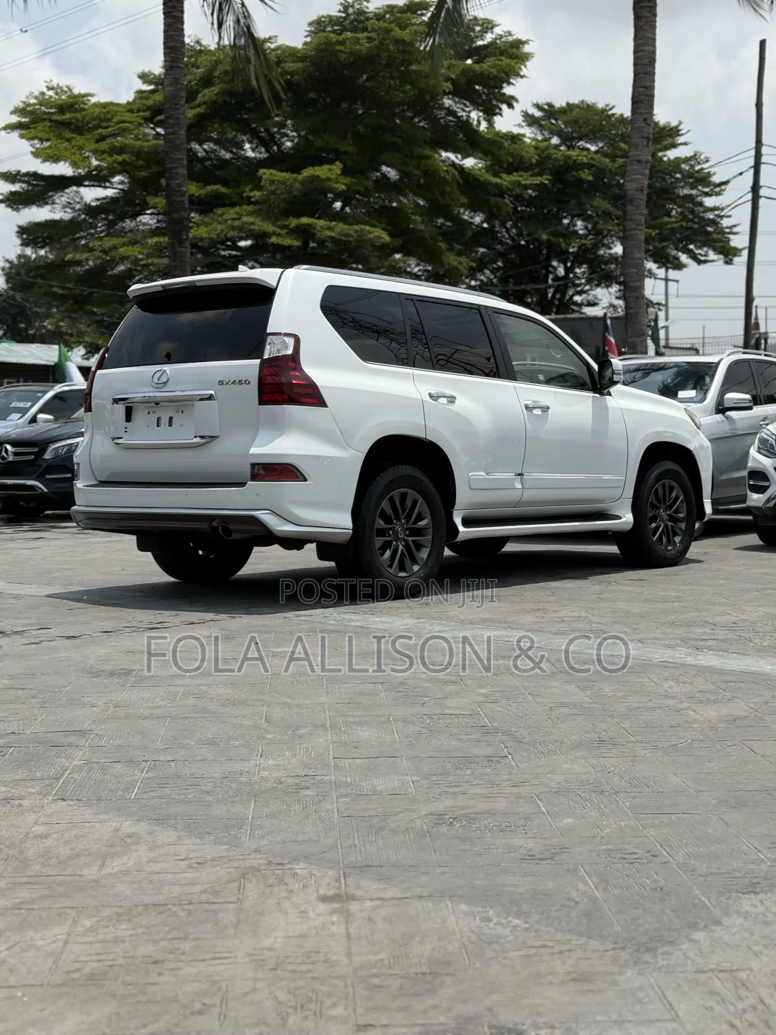 Lexus GX 2018 White