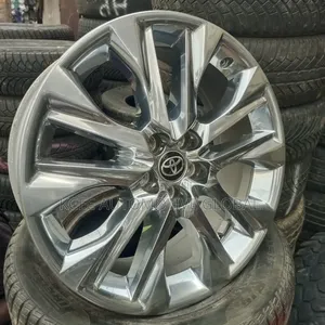 20"Inches Oem Chrome-Clad Alloy Wheel for Toyota Highlander 2020-2024