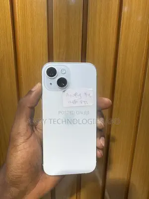 Apple iPhone 15 128 GB White