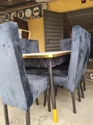 Brand New Top Quality 6 Seaters Faux Marble Dinning Set