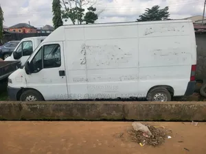 Peugeot Boxer 2000 White