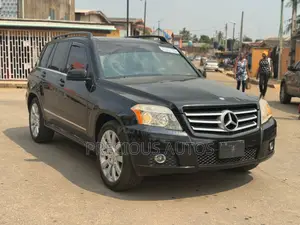Mercedes-Benz GLK-Class 2011 Black