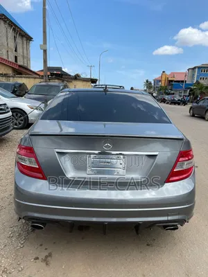 Mercedes-Benz C300 Sport 4Matic Sedan AWD (3.0L 6cyl 7A) 2011 Gray
