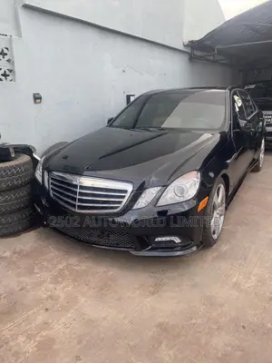 Mercedes-Benz E350 2012 Black