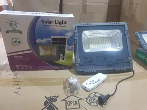 200w All in One Solar Floodlight With Remote Control
