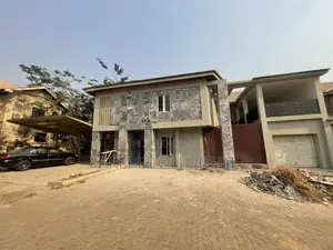 4bdrm Duplex in Wuse 2 for sale