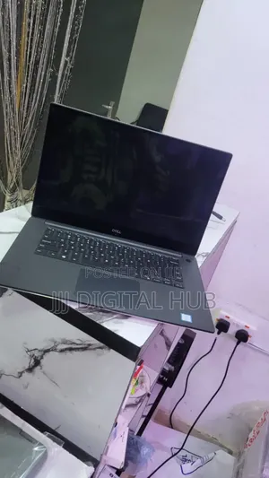 Laptop Dell Precision 5530 16GB Intel Core I7 SSD 512GB