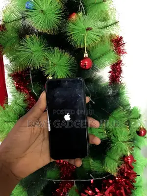 New Apple iPhone 7 32 GB Black