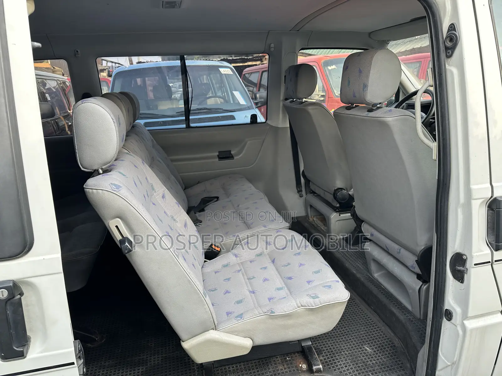 Volkswagen Transporter 2005 White