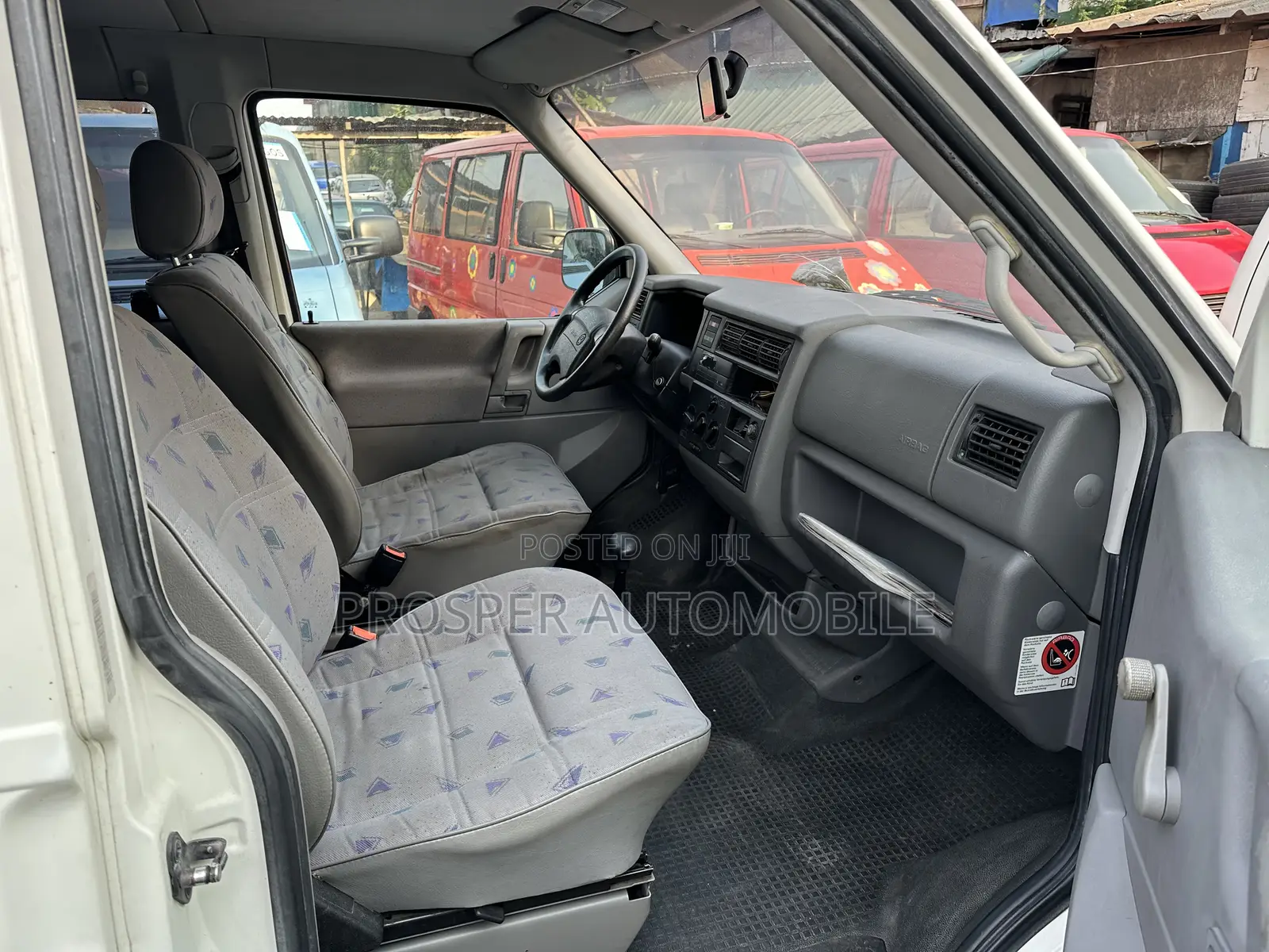 Volkswagen Transporter 2005 White