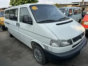 Volkswagen Transporter 2005 White