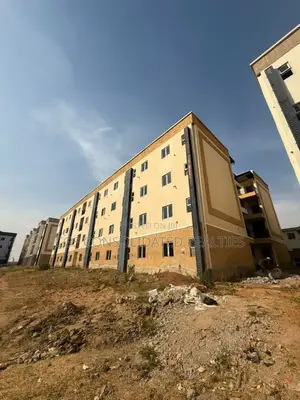 1bdrm Block of Flats in Brains And Hammers, Life Camp for sale