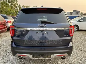Ford Explorer XLT 4dr FWD (2.3L 4cyl 6A) 2017 Blue