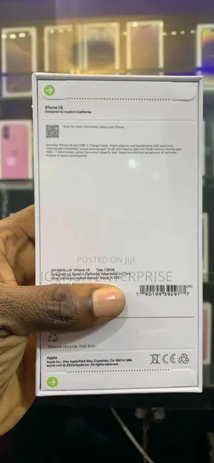 New Apple iPhone 16 128 GB Green