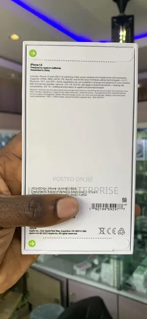 New Apple iPhone 13 128 GB White
