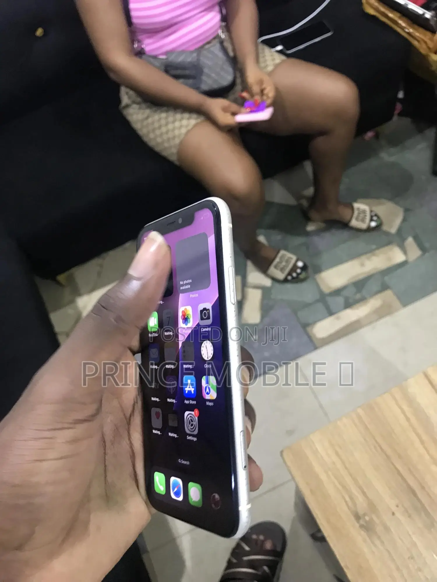 Apple iPhone 11 64 GB White