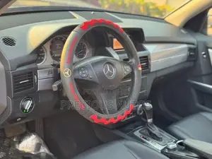 Mercedes-Benz GLK-Class 2011 Black
