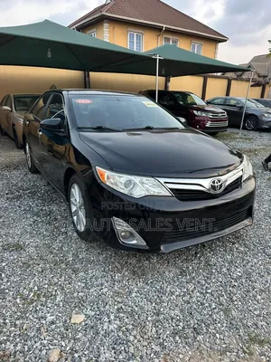 Toyota Camry XLE 4dr Sedan (2.5L 4cyl 6A) 2012 Black