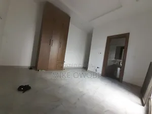 Furnished 3bdrm Townhouse / Terrace in Jahi for rent