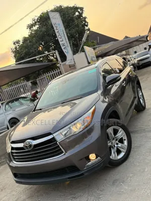 Toyota Highlander Limited V6 4x2 (3.5L 6cyl 6A) 2016 Gray