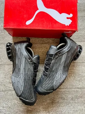 Original Bkack  Puma Sneakers Available In Store