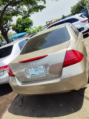Honda Accord 2007 Gold