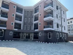 3bdrm Apartment in Lekki Phase 1 Lagos for rent