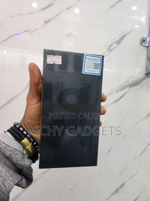 New Samsung Galaxy S22 Ultra 128 GB Black