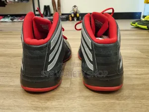 Original Sneakers Adidas Size 46