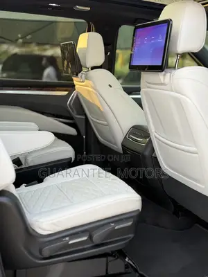 Cadillac Escalade 2025 Gray