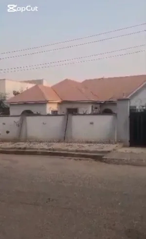 1500sqm Plot With a Demolishable Old Bungalow