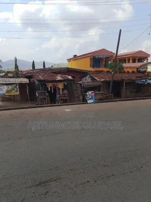 6bdrm Bungalow in Along Ile Abiye for sale