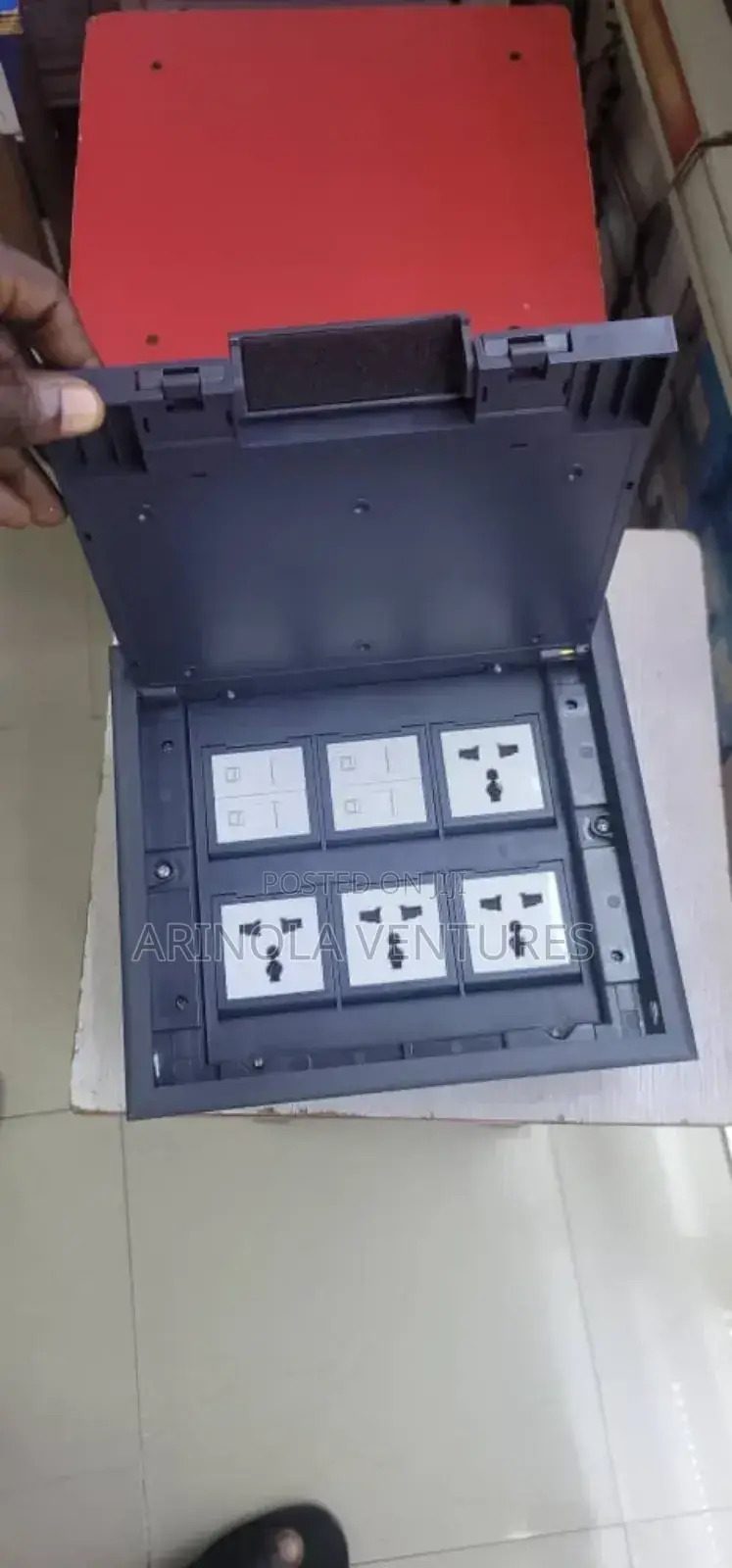 Original Av Tech Floor Box