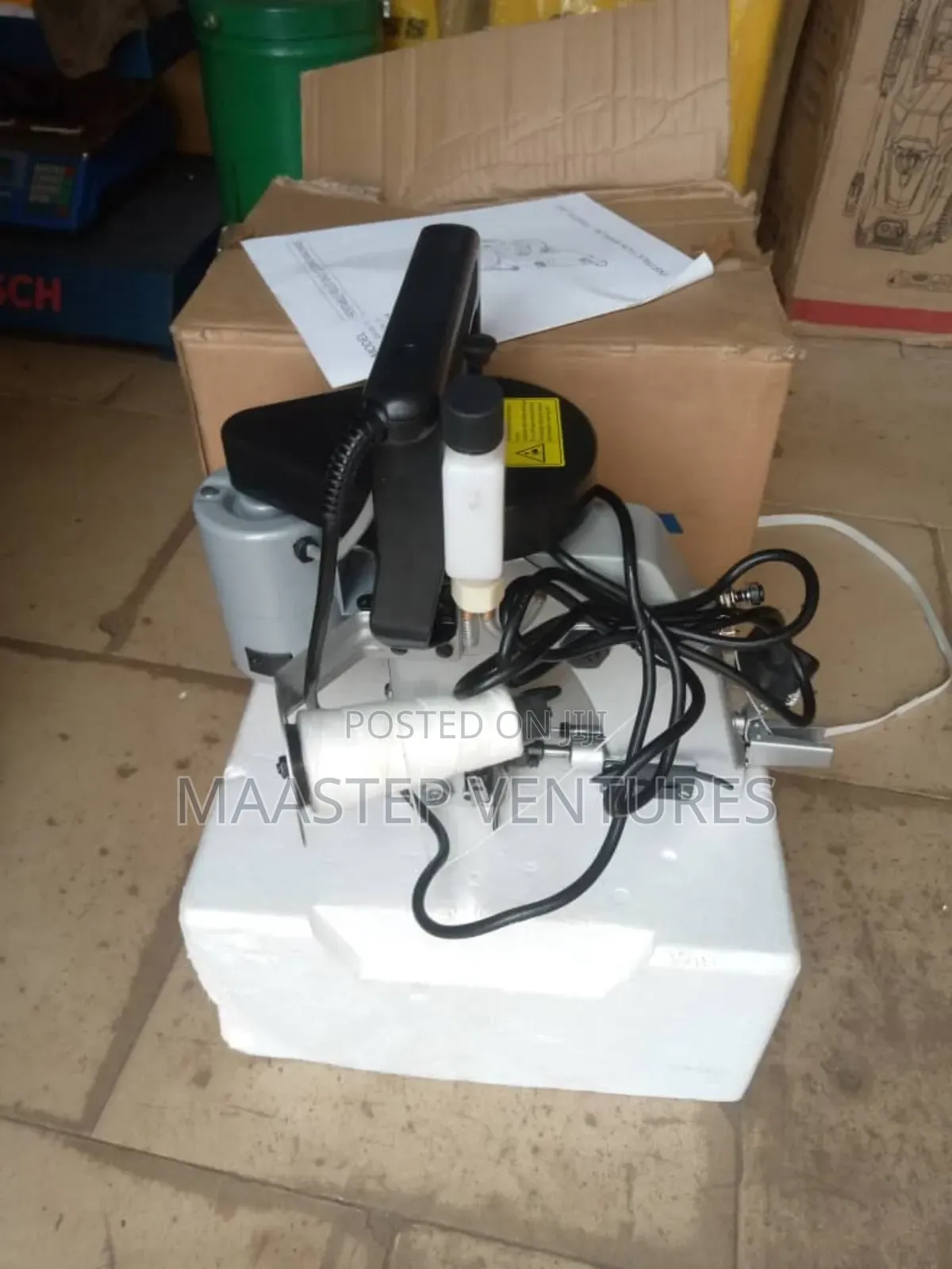 Bag Closer Machine